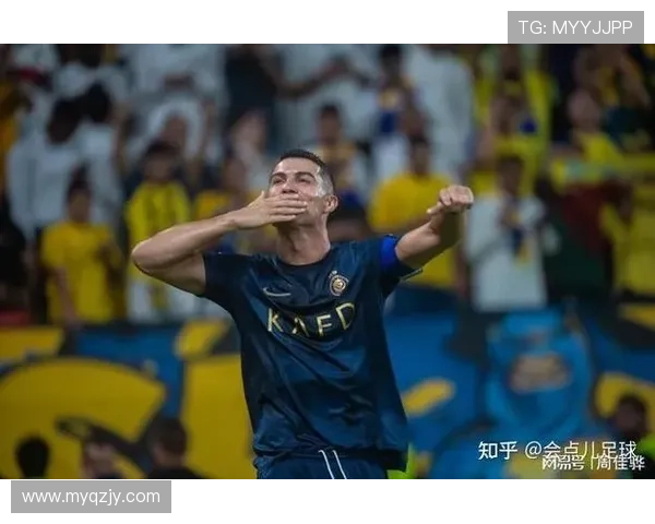 利雅得青年球员吐裁被叫回染红